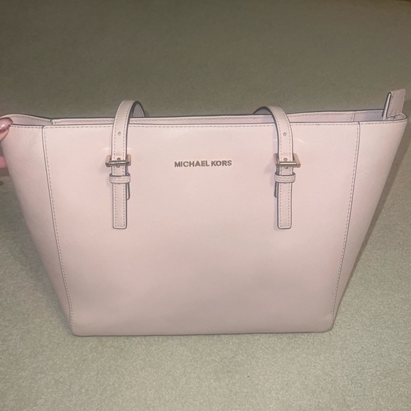 Michael Kors Light Pink Jet Set Travel Tote Purse - Picture 1 of 16